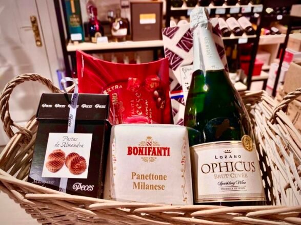 Cesta Gourmet de Regalo de Navidad