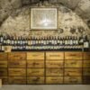 Artículo educativo acerca de cómo almacenar y guardar correctamente el vino.