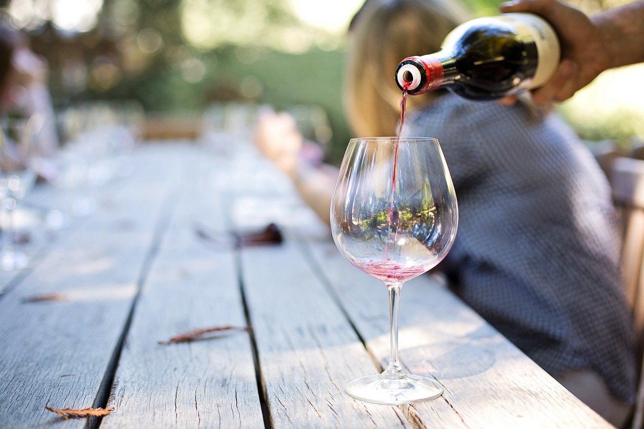 ¿Cómo saber si un vino es dulce o seco?